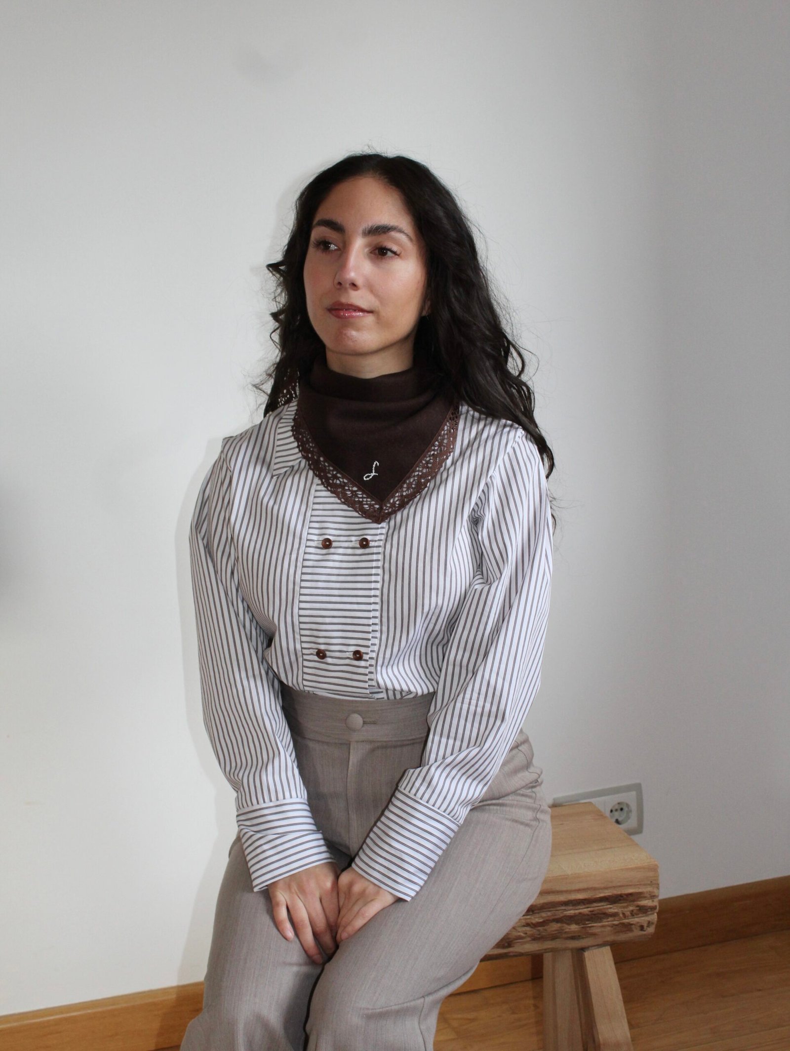 03. BLUSA Y PAÑUELO LANA - Imagen 11