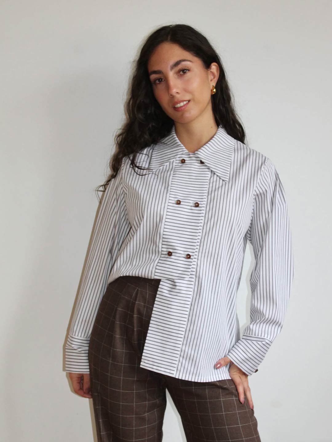 alice-capitulo-countryside-blusa-salvia-04