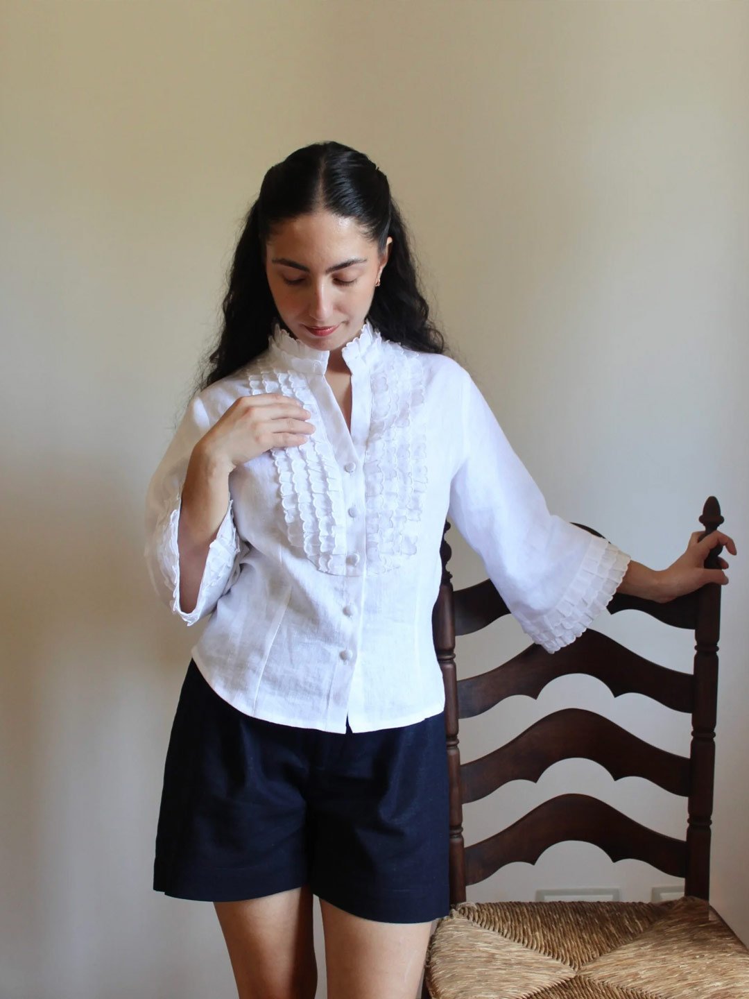 alice-capitulo-habitar-short-marino-lino-06