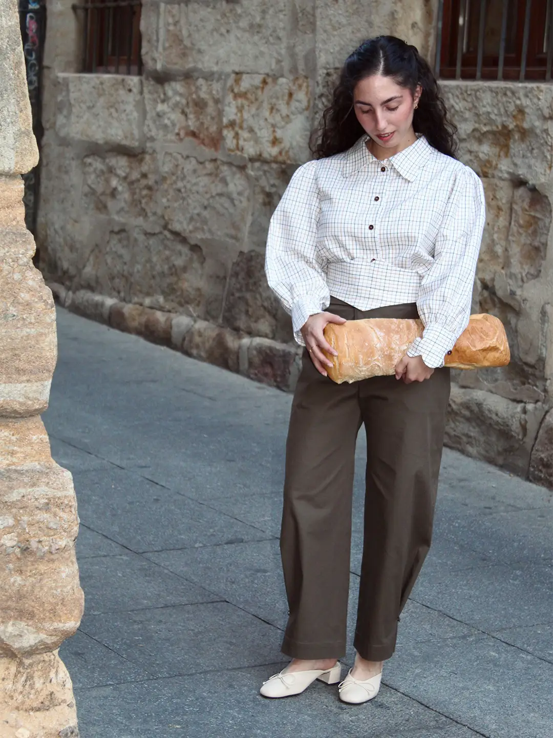 alice-capitulo-refugio-pantalon-bosque-03